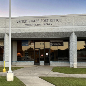cover image: photo of Warner Robins Post Office.
