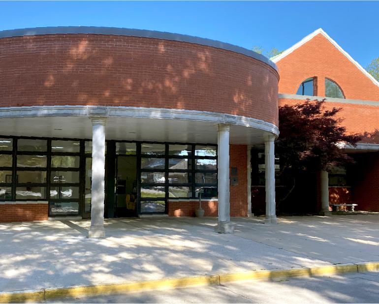 Collierville Main Post Office in Collierville, TN Delivery Unit